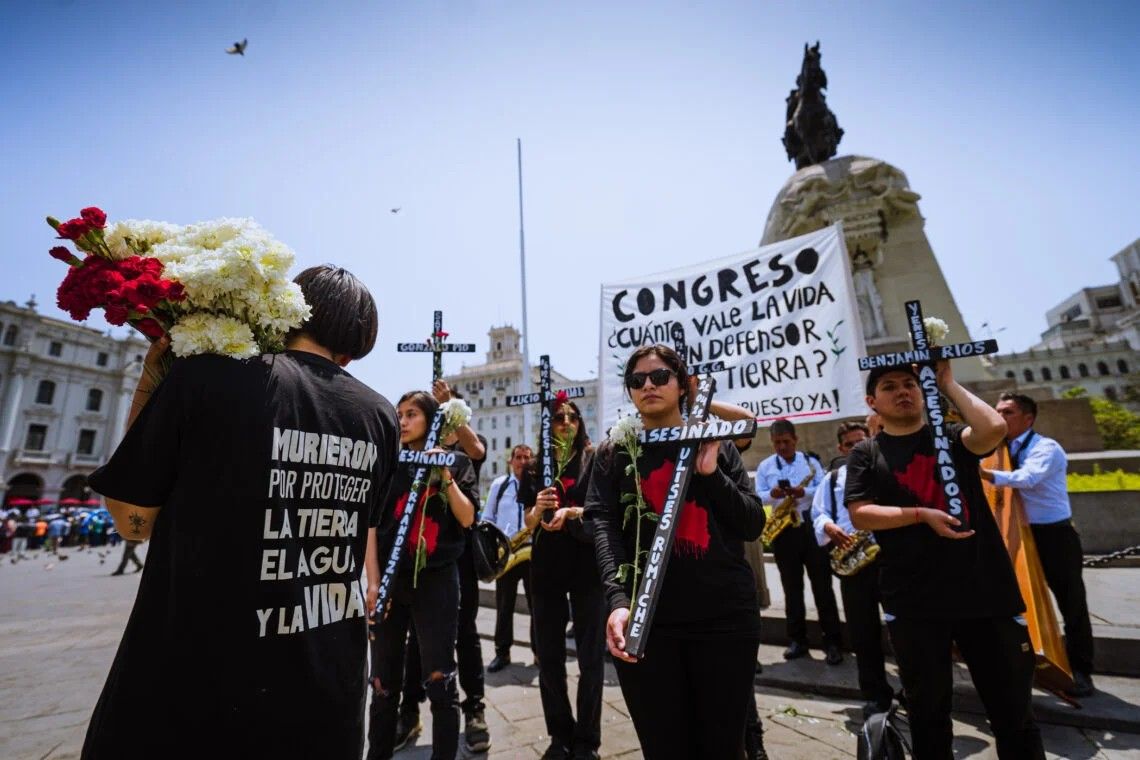 Defensores sociales en Perú: Más de 220 casos documentados de asesinatos, asedio judicial y hostigamiento entre 2009 y 2025